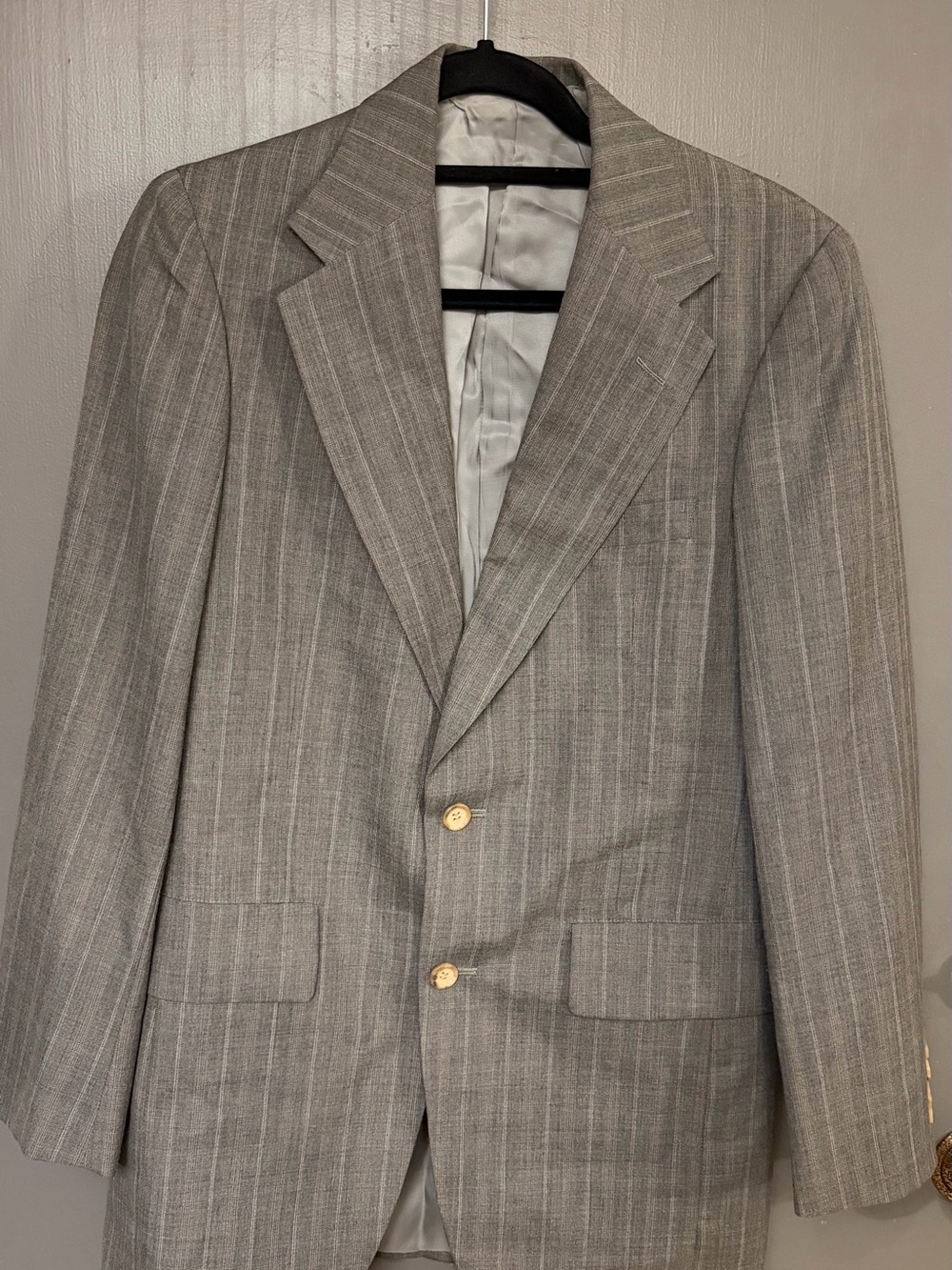 Two pieces Men's Gray Pinstripe Blazer &Vest- Classic Tailored Sport Coat